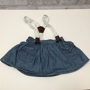 Skirt with suspender